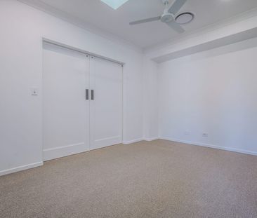 Fresh & Spacious Family Home in Bellbird Park | Available 18th April - Photo 1