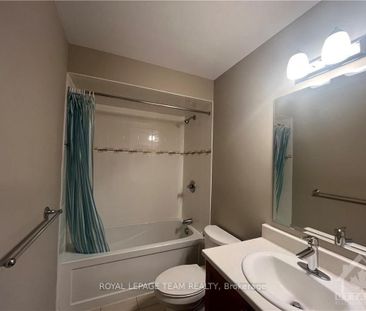 For Lease - 914 Fletcher Circle, Kanata, Ontario - Photo 3