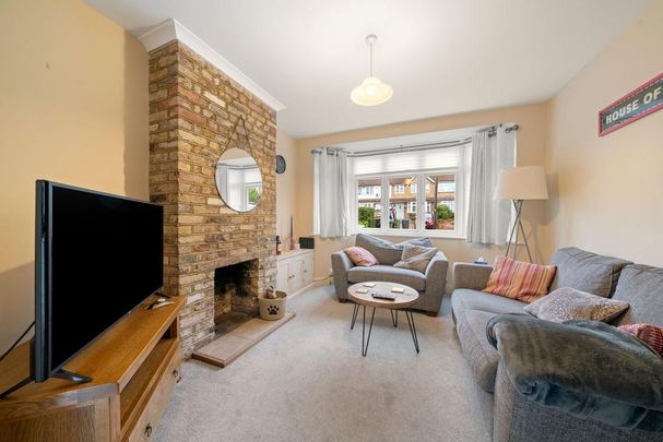 3 bedroom terraced house to rent - Photo 1