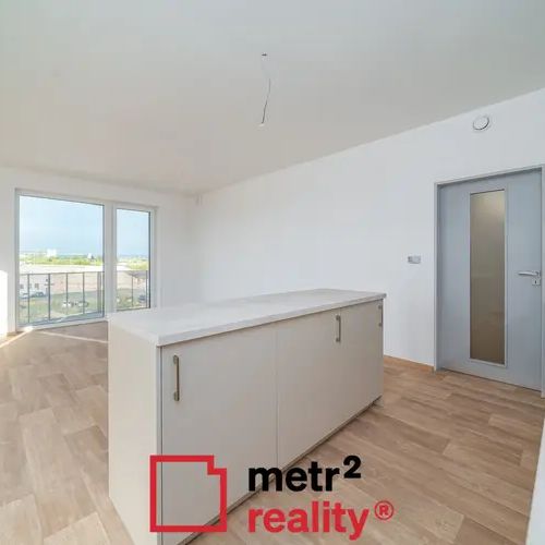 Pronájem bytu 2+kk,73 m - Fotografie 1