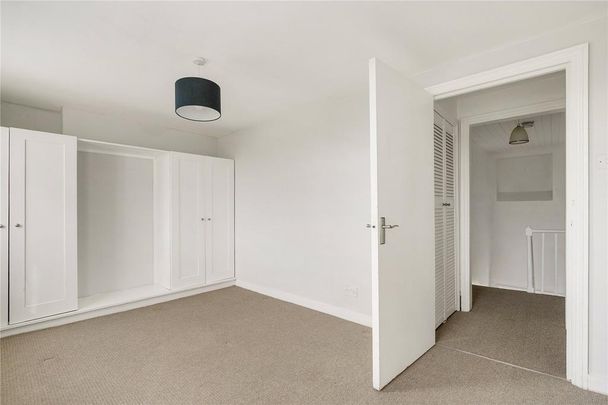 2 bedroom maisonette to rent - Photo 1
