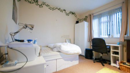 5 bedroom terraced house to rent - Photo 2