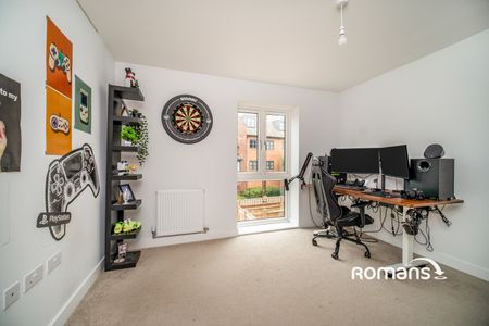 4 bedroom townhouse to rent - Photo 5