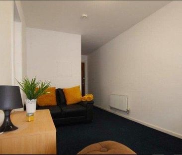 1 Beds - Apartment - - Photo 2