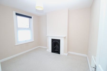 Byron Street - Photo 4