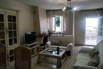 Alquiler de chalet adosado en Calle Embrujo, 1