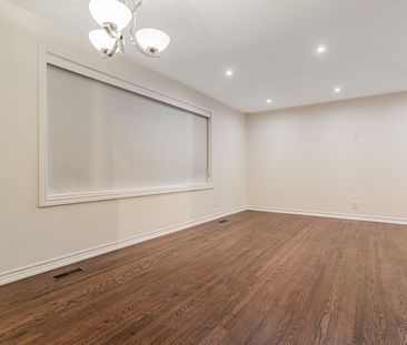 For Lease - 5 Rochelle Crescent, Toronto, Ontario - Photo 1
