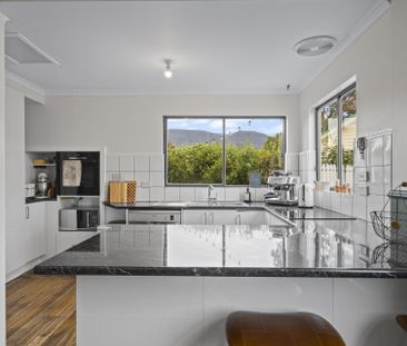 Spacious Character Filled Home in Prime Location - Photo 6