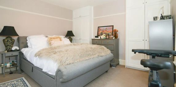 1 bedroom flat in Richmond - Photo 2