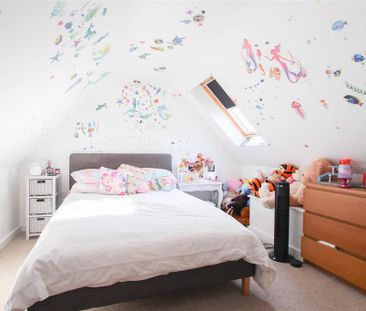 4 bedroom detached house to rent - Photo 6