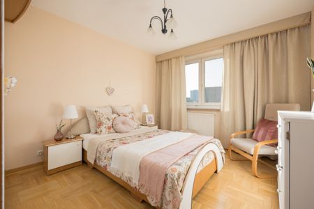 Rodzinny apartament z miejscem postojowym przy M1- - Photo 3