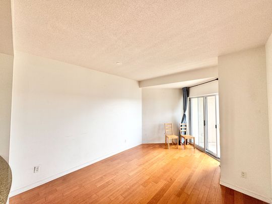 For Lease - 8 Maison Parc Court Unit# 605, Vaughan, Ontario - Photo 1