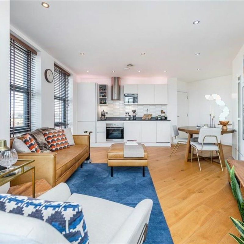 Esker Place, Esker Place, E2 - Photo 1