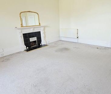 2 bedroom ground floor flat to rent - Photo 4