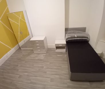 Vickers Road, Sheffield - Photo 4