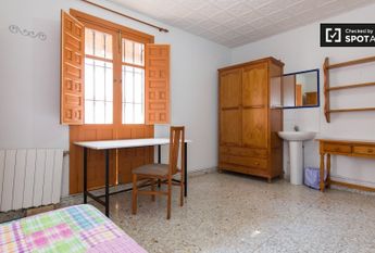 granada, Andalusia 18002