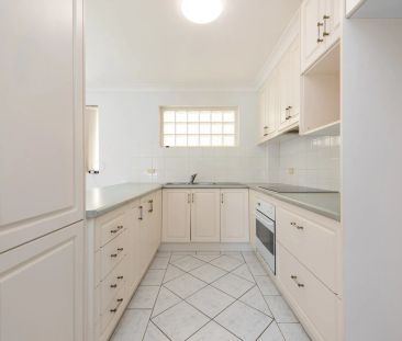 Unit 2/450 Old Cleveland Road, Camp Hill. - Photo 1