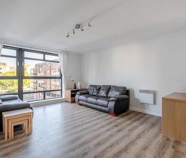 2 bedroom apartment to rent - Photo 2