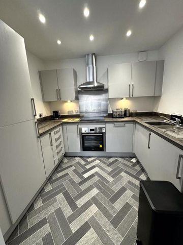 2 bedroom apartment to rent - Photo 2