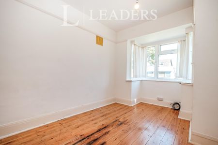 2 bedroom detached to rent Sunny Close - Photo 3