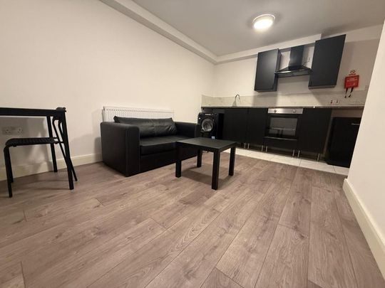 1 bedroom flat to rent - Photo 1