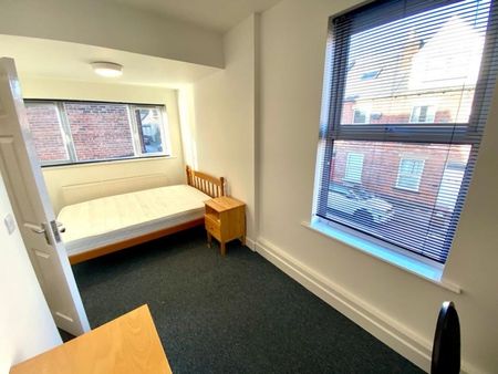 2 bedroom house share to rent - Photo 5