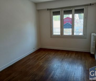 Location Appartement 3 pièces 63m² - Photo 3