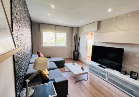 Apartamento de alquiler en Lora del Río,, 24, El Pinillo - Photo 2