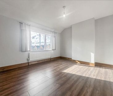2 bedroom semi-detached house to rent - Photo 3