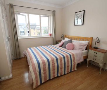 2 bed Flat for rent - Photo 2