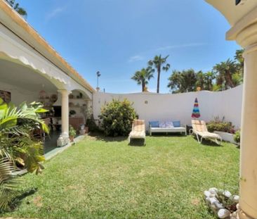 4 Bedroom Villa For Rent in San Pedro de Alcántara, Málaga - Photo 6