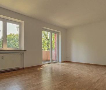 Helle, gut geschnittene 3-Zimmer-Wohnung mit zusätzlichem Mansarden... - Photo 4