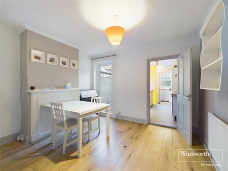 2 bedroom terraced house to rent - Photo 4