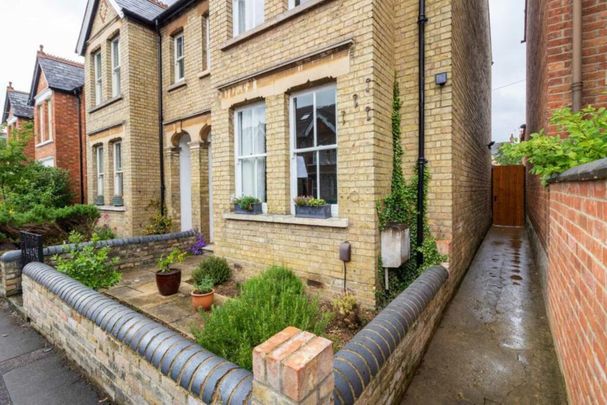A Fine Houseshare for Rent in Oxford - Photo 1