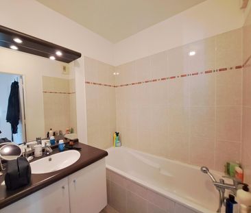 Location Appartement 3 pièces 66m² ST CYR SUR LOIRE 37540 - Photo 4