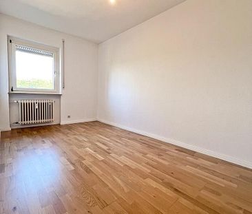 Schöne 3-Zimmer-Wohnung mit tollem Ausblick auf den Hohentwiel - Photo 2