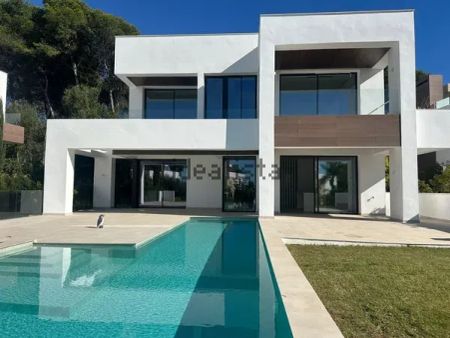 Alquiler de casa o chalet independiente en Calle Vigil de Quiñones - Photo 2