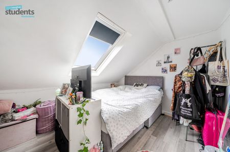 6 bedroom terraced house to rent - Photo 5