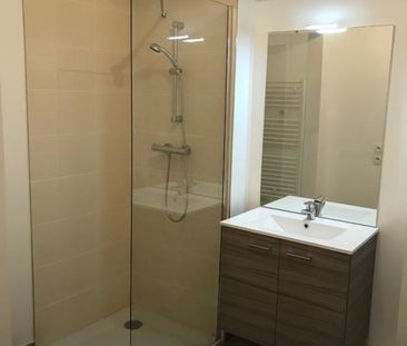 Location Appartement 2 pièces 43m² VALLEIRY 74520 - Photo 3