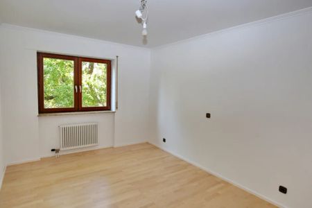 Frisch renovierte Wohnung in Innenstadtlage mit sonnigem Balkon - Photo 4