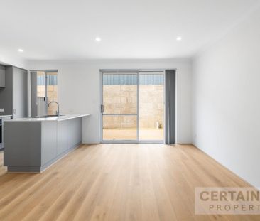 12 Lindquist Vsta, Eglinton, WA 6034 - Photo 1