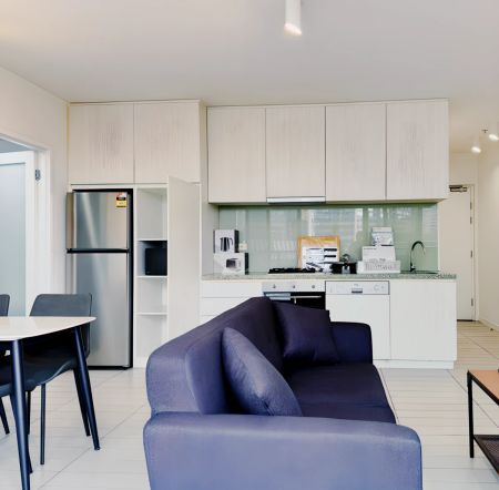 2 Bed 1 Bath - Photo 3