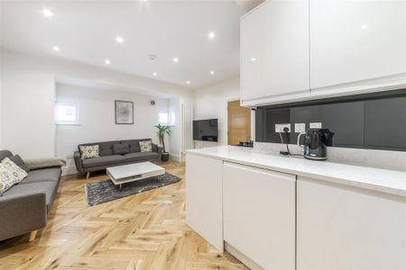 3 bedroom ground floor flat to rent - Photo 3