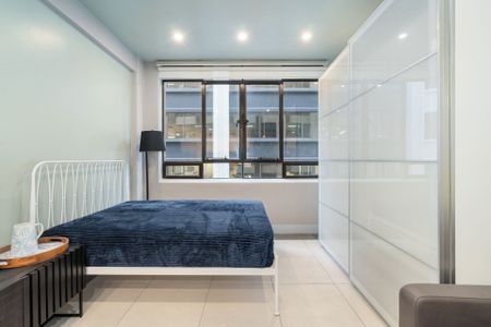 The Madison – Executive Fully Furnished Studio Apartment - Photo 2