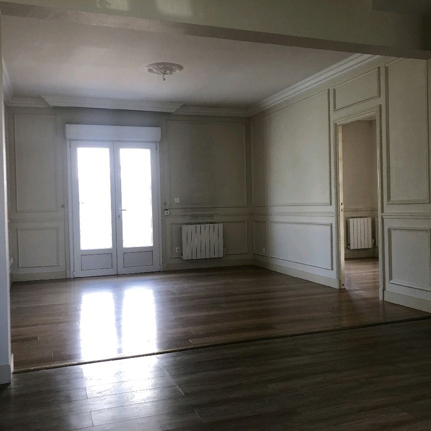 Location Appartement 2 pièces 49m² PALAISEAU 91120 - Photo 1