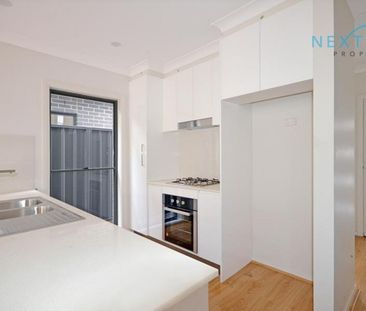 9/141 Lake Road, Elermore Vale NSW 2287 - Townhouse For Rent | Domain - Photo 2