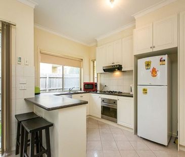 2/38 Macrina Street, Oakleigh East VIC 3166 - Apartment For Rent | ... - Photo 1