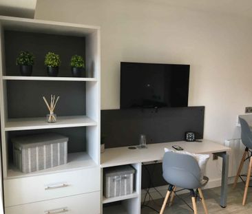 Classic Studio - Photo 1