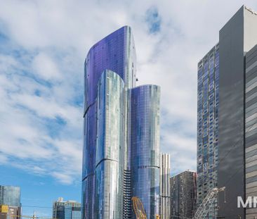 1008/228 La Trobe Street, Melbourne - Photo 2
