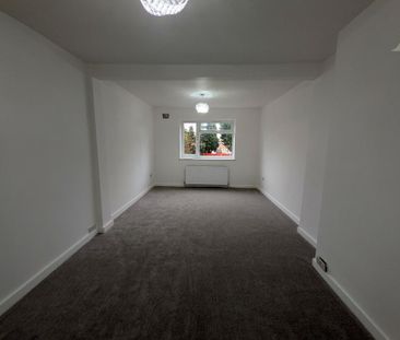 3 bedroom detached house to rent - Photo 4